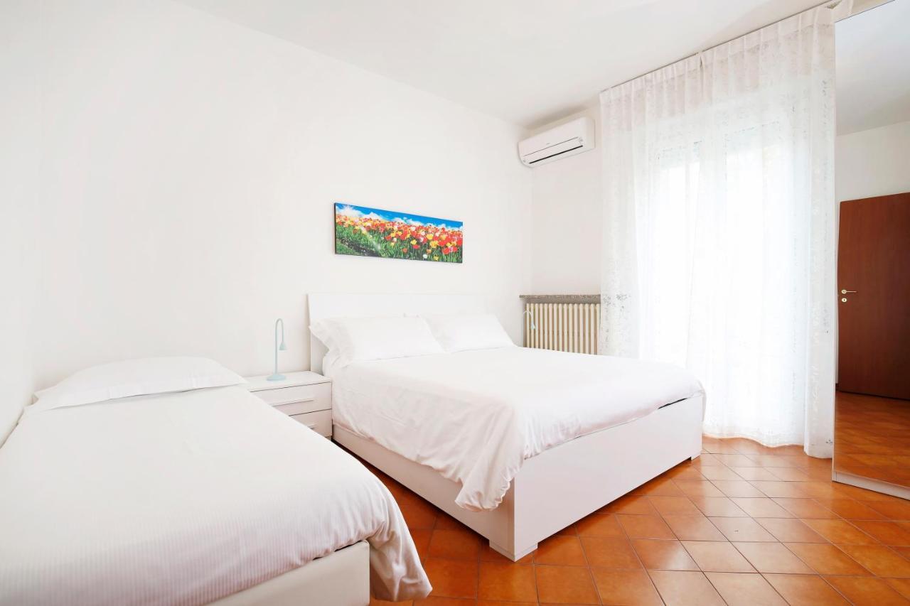 Appartamenti Diffusi Di Villa Fiorita Con Accesso Alle Piscine Della Struttura Principale Cattolica Exterior photo